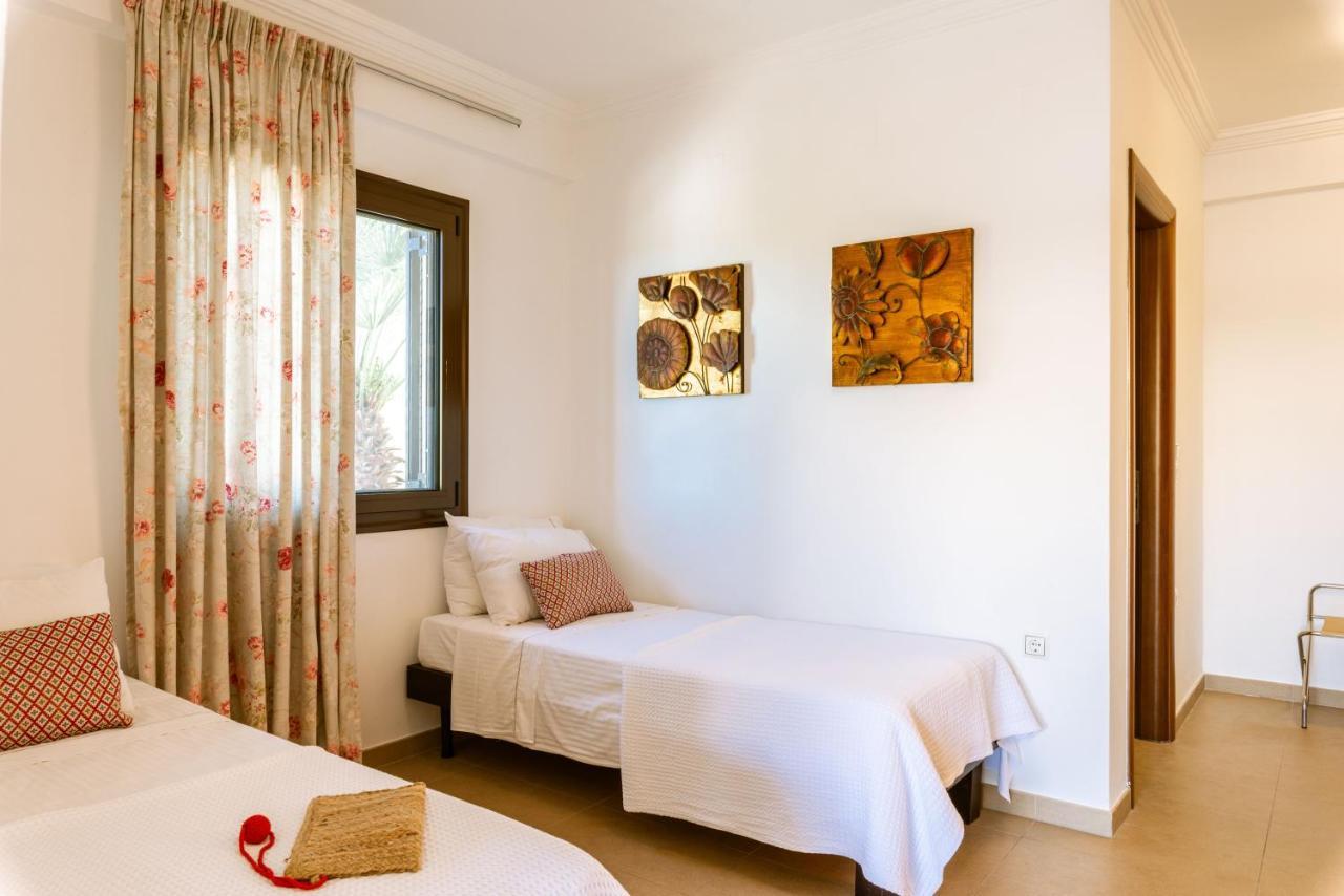 סיבוטה 3Aktes Suites & Studios מראה חיצוני תמונה