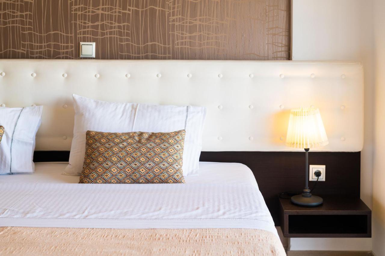 סיבוטה 3Aktes Suites & Studios מראה חיצוני תמונה