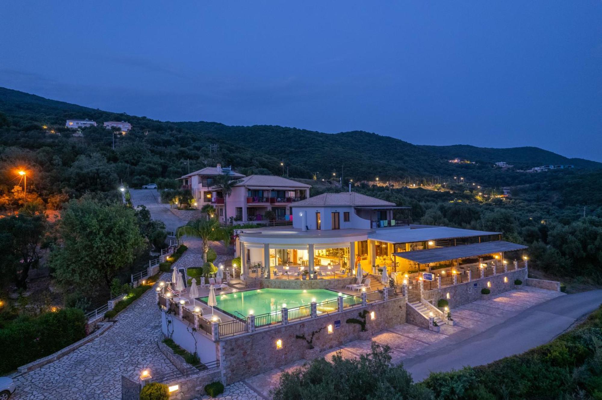 סיבוטה 3Aktes Suites & Studios מראה חיצוני תמונה